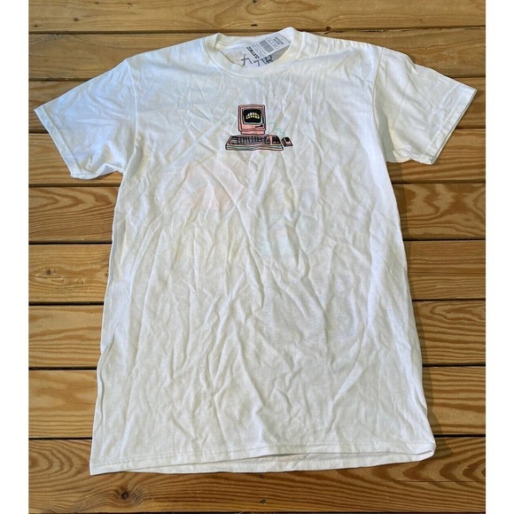NWT Zumiez Ctrl Alt Graphic Shirt Small Men’s White Short Sleeve MSRP $24.99 - Picture 1 of 6